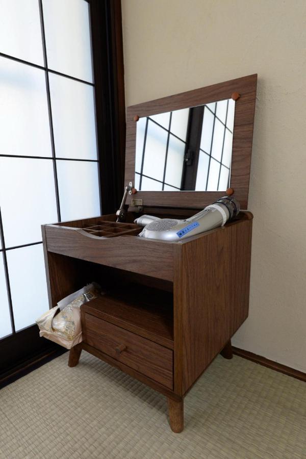 Guesthouse Iwase Toyama Station Esterno foto